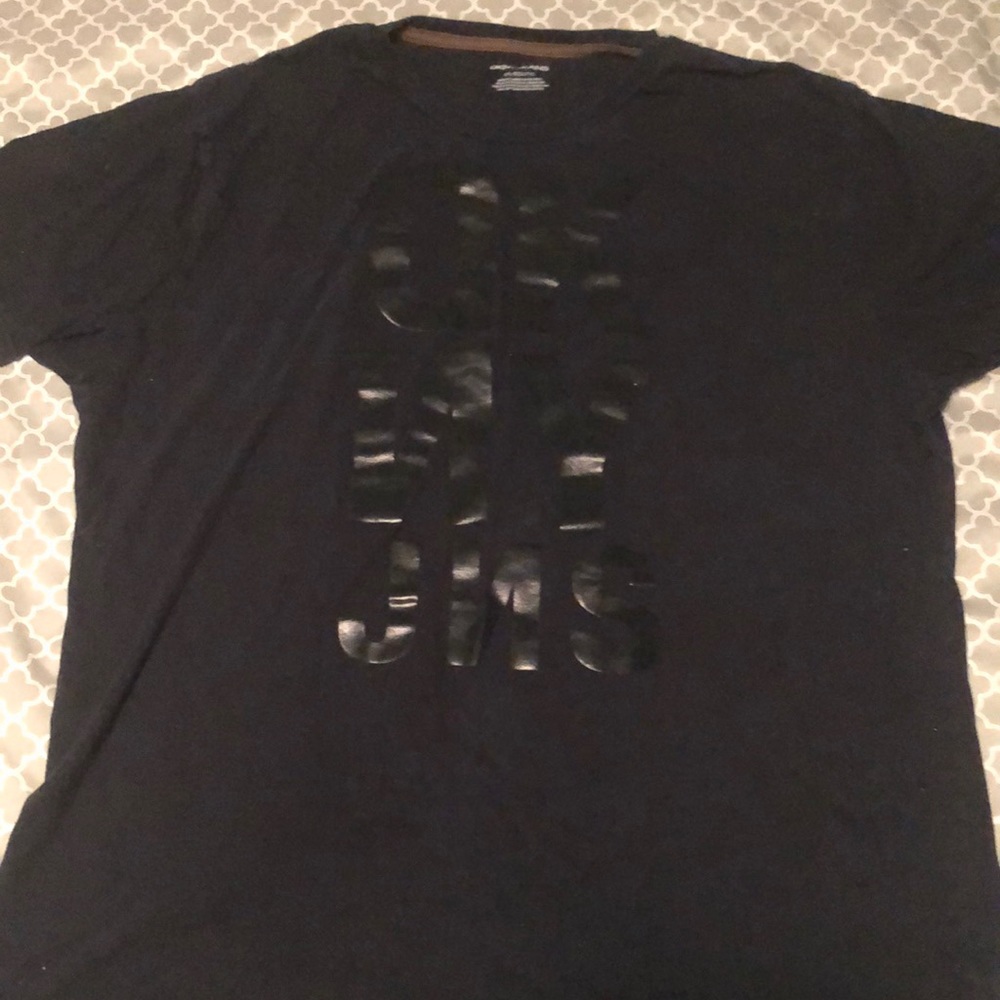 DKNY jeans t shirt